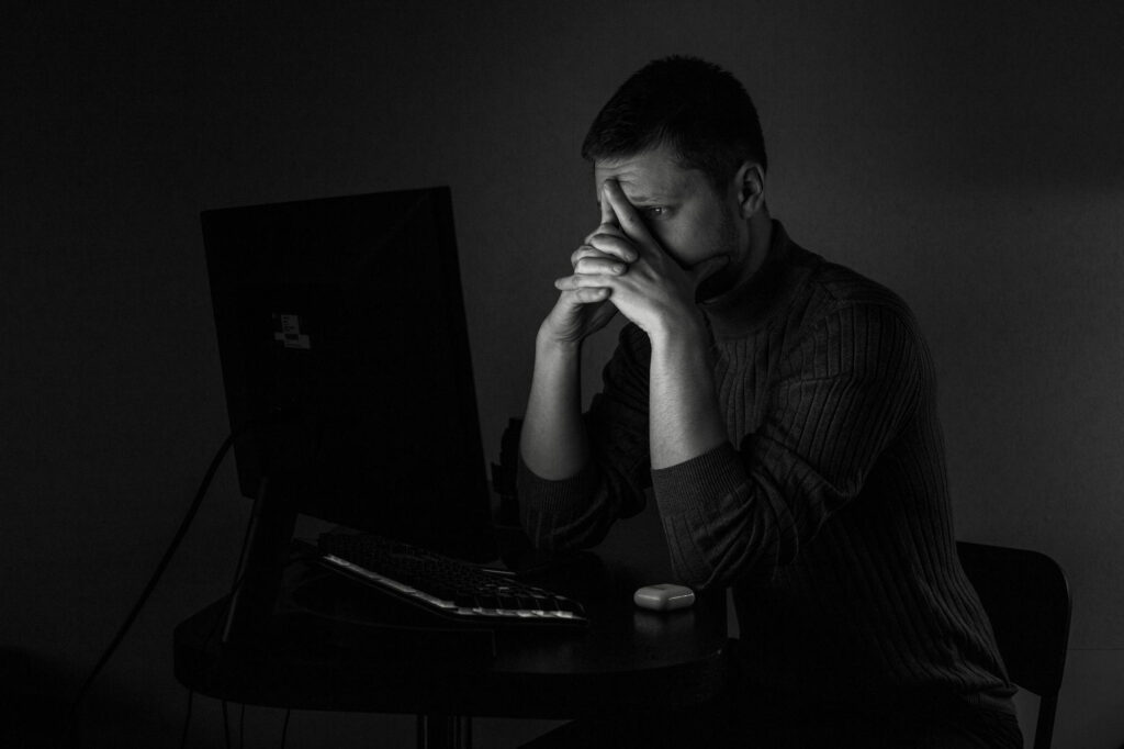 kann man wegen beleidigung im internet angezeigt werden